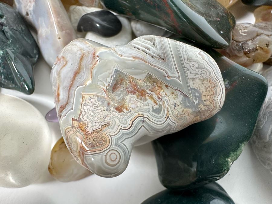 Large Collection Of Various Polished Tumbled Stones - See Photos [Photo 50]