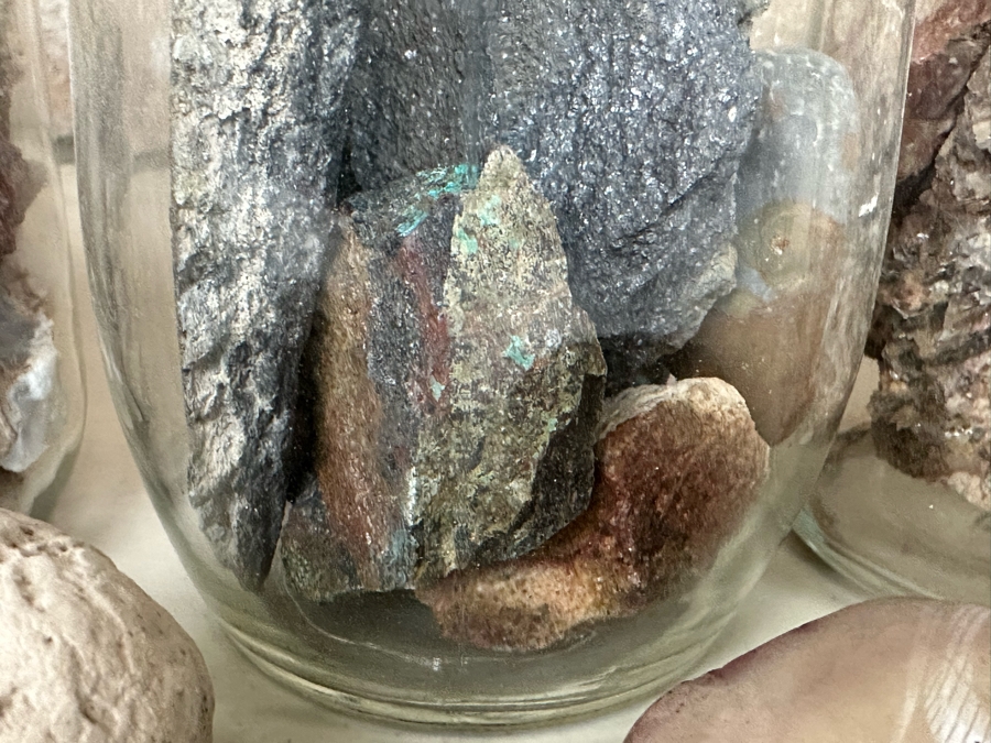 Collection Of Mined Minerals, Rocks, Turquoise From Various Mines And Sites - See Photos [Photo 39]
