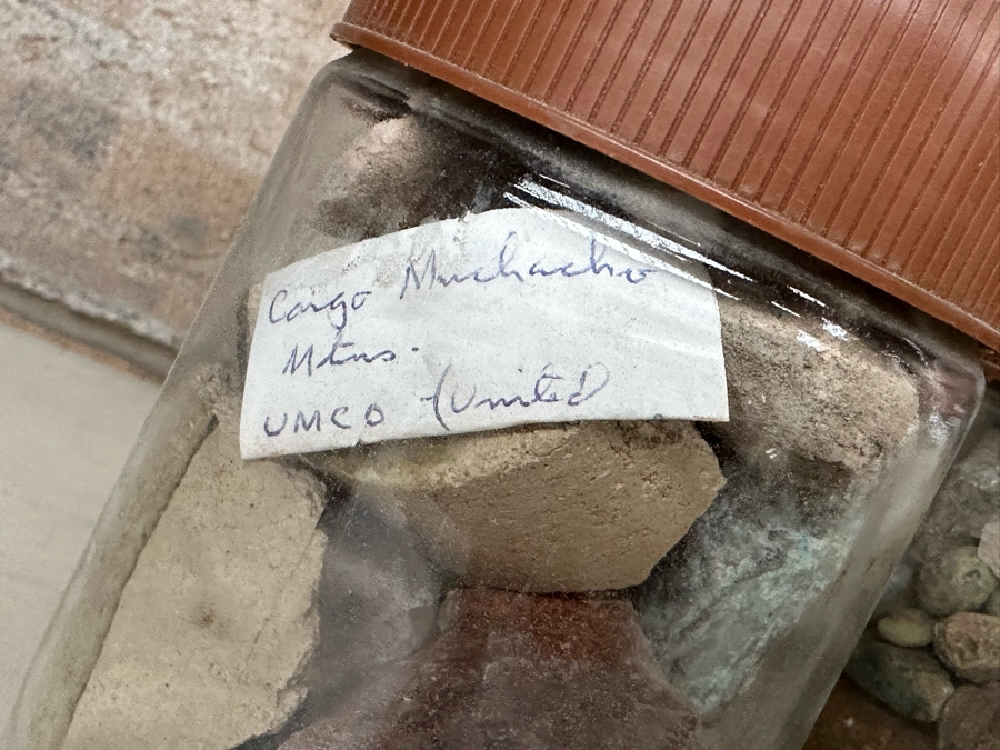 Collection Of Mined Minerals, Rocks, Turquoise From Various Mines And Sites - See Photos [Photo 7]