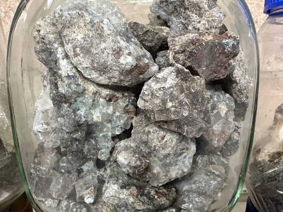 Collection Of Mined Minerals, Rocks, Turquoise From Various Mines And Sites - See Photos [Photo 10]