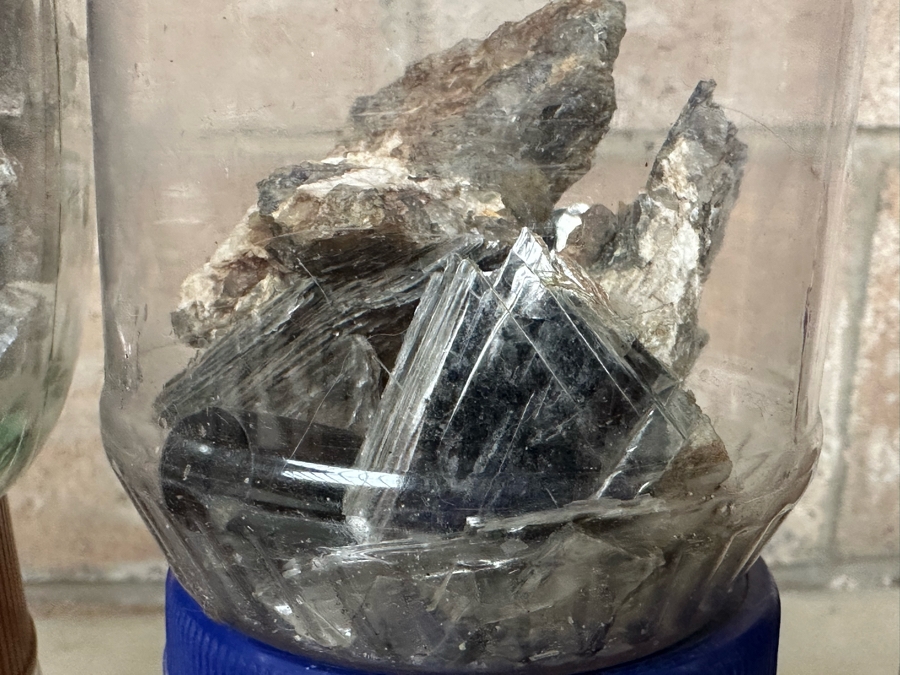 Collection Of Mined Minerals, Rocks, Turquoise From Various Mines And Sites - See Photos [Photo 12]