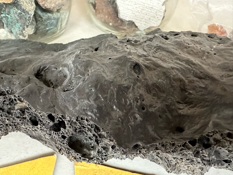 Collection Of Mined Minerals, Rocks, Tumbled Stones And Gold Flakes From Various Mines And Sites Including Dawson City Yukon, Tumco Gold Mine & Little Bodie Mine - See Photos [Photo 20]