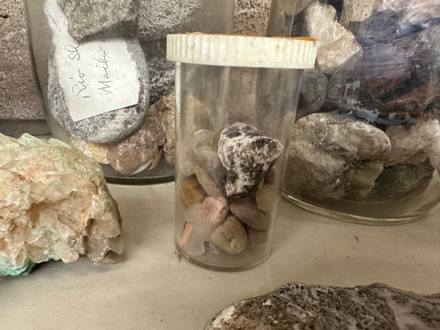 Collection Of Mined Minerals, Rocks, Tumbled Stones, Turquoise From Various Mines And Sites Including Machu Picchu & Miami Az - See Photos [Photo 16]