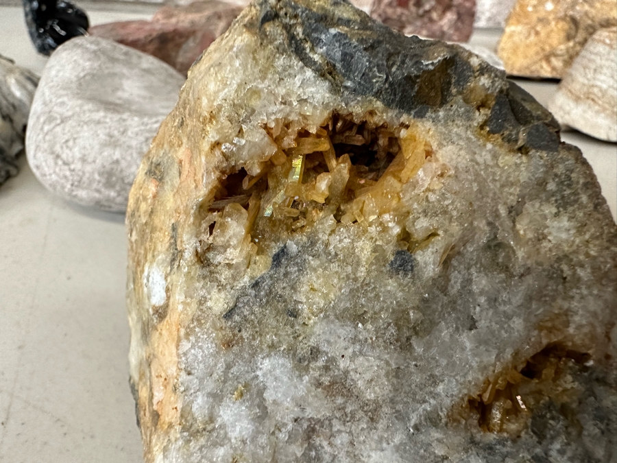 Collection Of Mined Minerals & Rocks From Various Mines And Sites - See Photos [Photo 47]