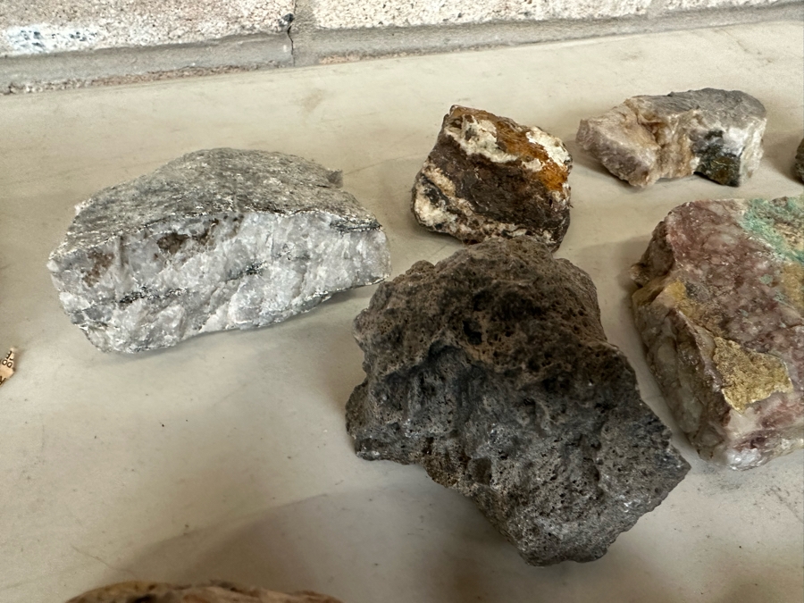 Collection Of Mined Minerals & Rocks From Various Mines And Sites - See Photos [Photo 29]