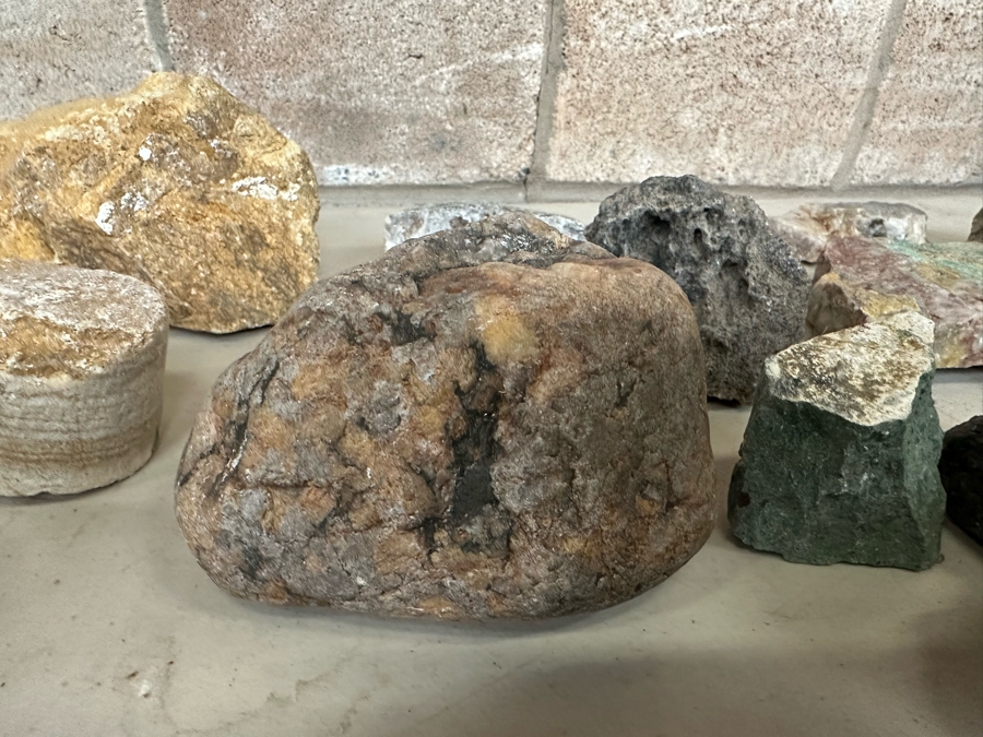 Collection Of Mined Minerals & Rocks From Various Mines And Sites - See Photos [Photo 28]