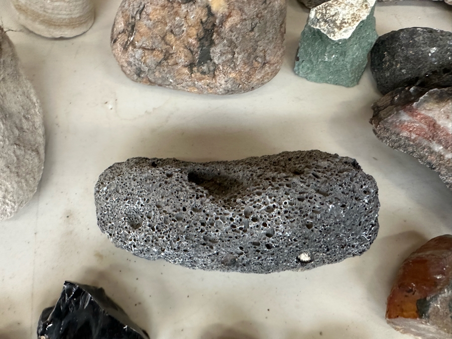 Collection Of Mined Minerals & Rocks From Various Mines And Sites - See Photos [Photo 41]