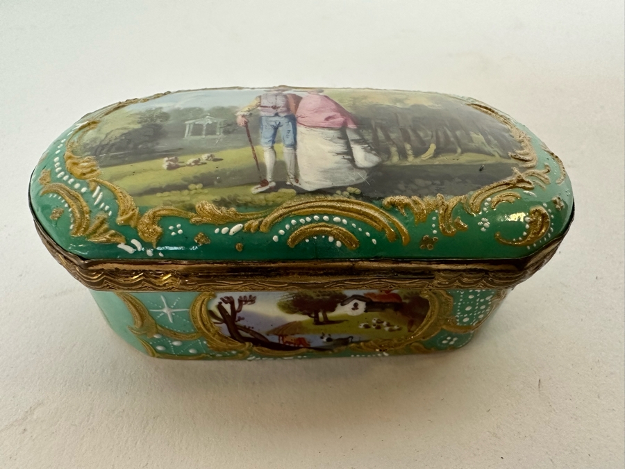 JUST ADDED - Antique English Hand Painted Enamel Box [Photo 8]