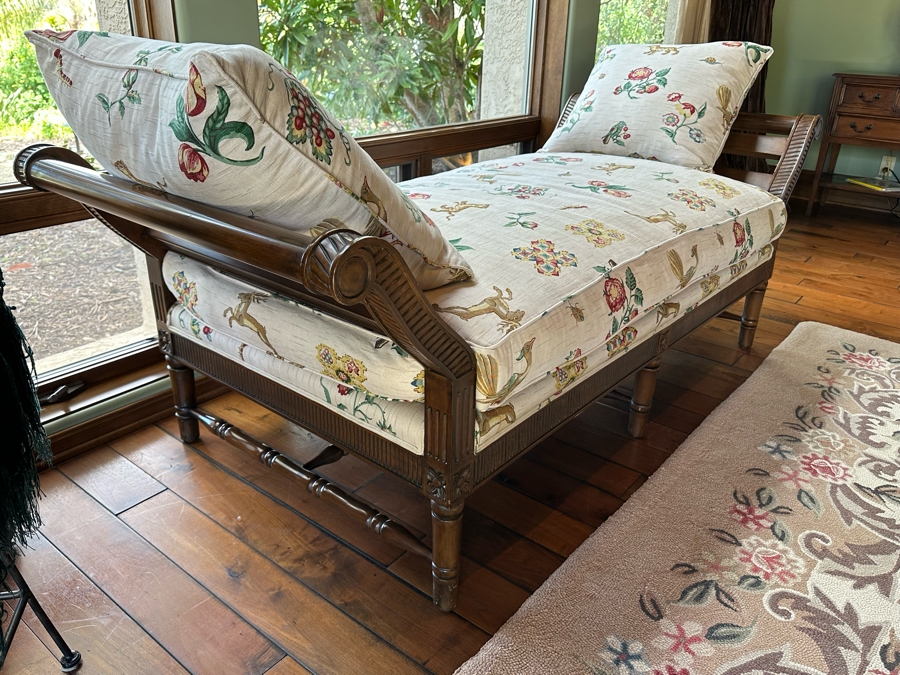 Wooden Designer Daybed Bench 7'W X 38'D X 30'H [Photo 5]