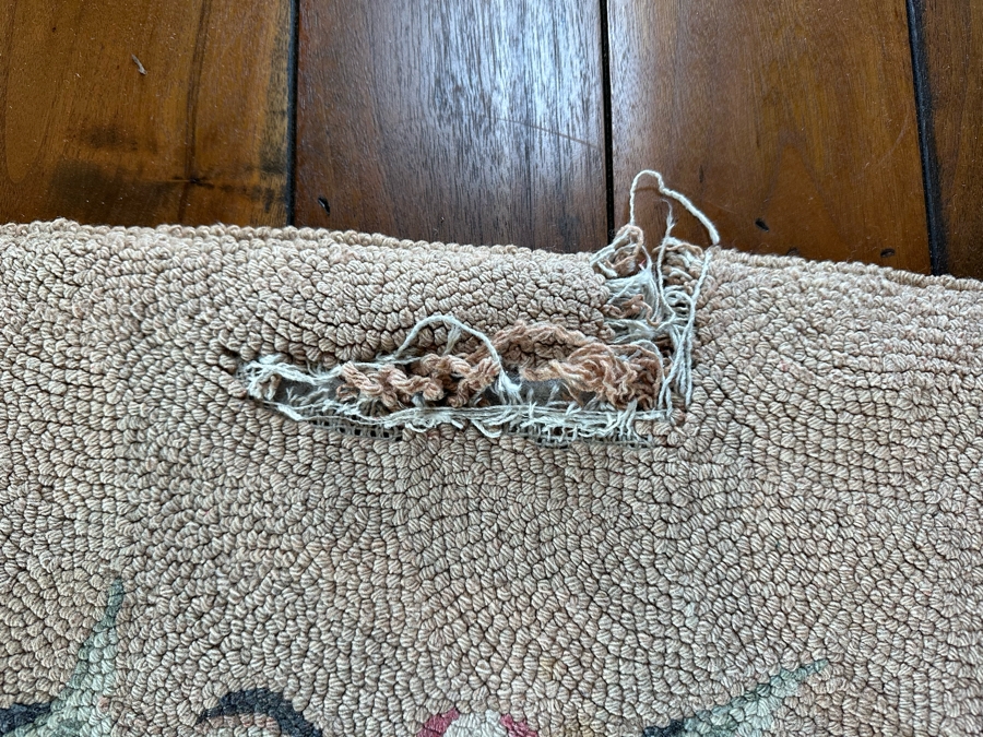 Hooked Area Rug (One Side Has A Tear And Needs Repair - See Photos) 114 X 160 [Photo 2]