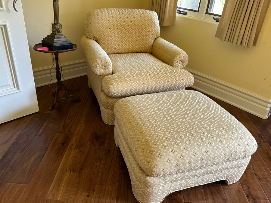 Upholstered Armchair 33W X 36D X 31H With Ottoman 29W X 26D X 14.5H [Photo 3]