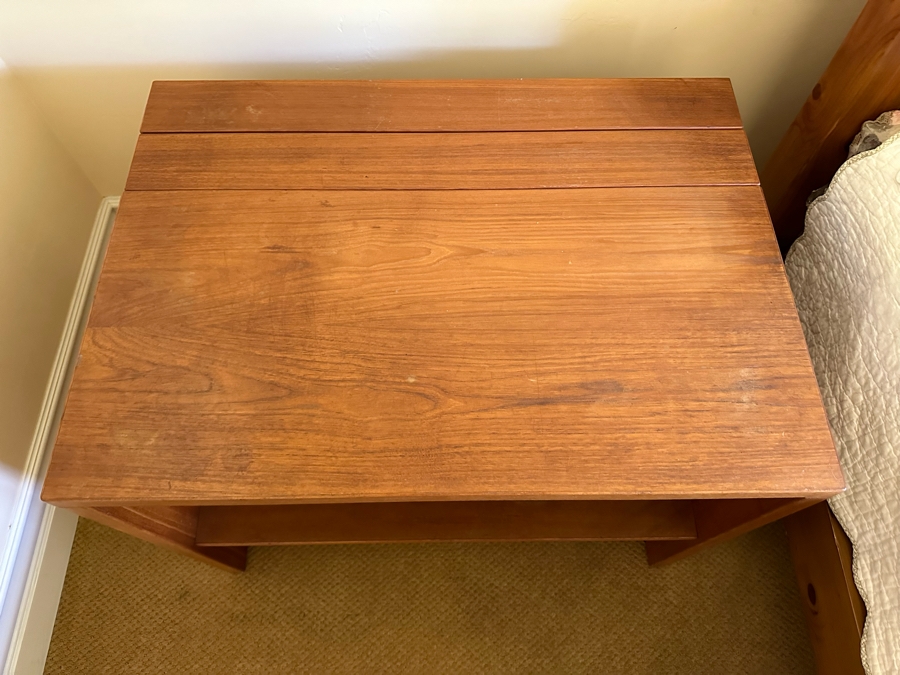 Danish Veneer Side Table With Shelf [Photo 4]