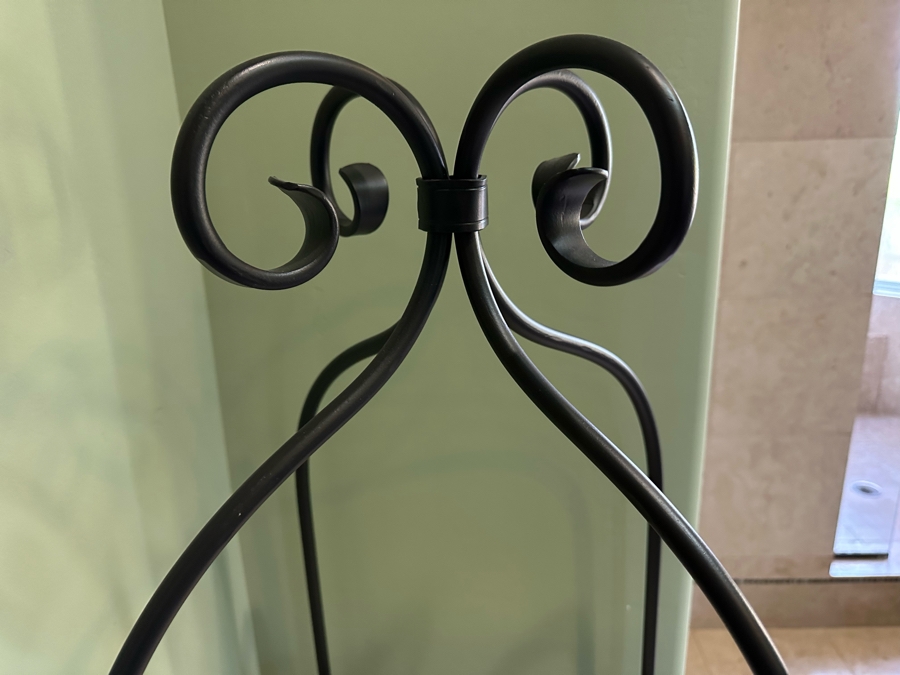 Metal Shelf With Three Marble Shelves 13.5W X 13.5D X 62H [Photo 5]