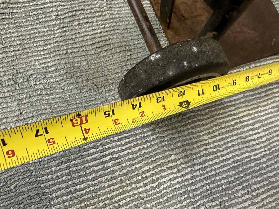 Industrial Dolly 16.5W X 14.5D X 43H [Photo 6]