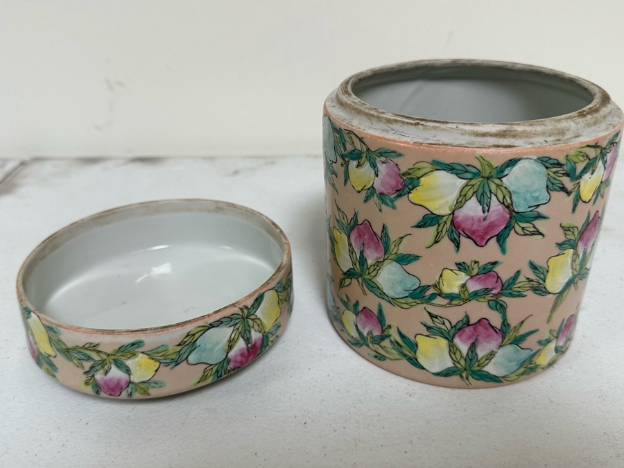 Signed Vintage Chinese Porcelain Lidded Jar 5W X 6H [Photo 3]