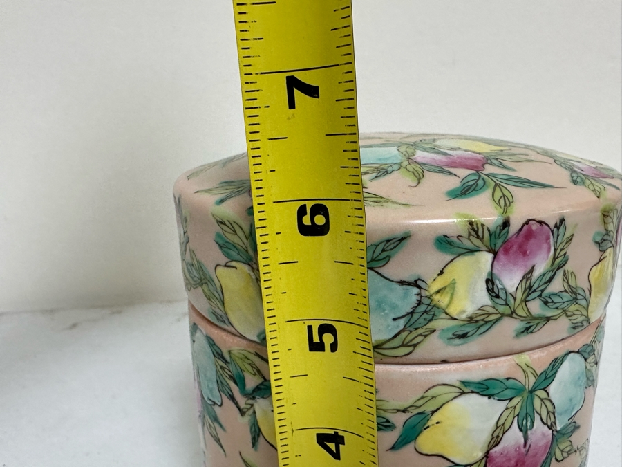 Signed Vintage Chinese Porcelain Lidded Jar 5W X 6H [Photo 7]