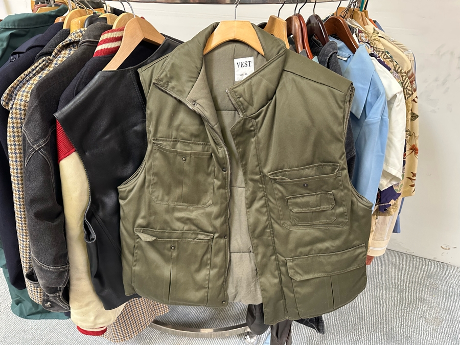 Men's Designer Clothes Lot Including Jackets, Shirts, Hawaiian Shirts And Dress Pants With Brands From Bruno Magli, Hugo Boss, Ralph Lauren - See Photos (Does Not Include Chrome Rack) [Photo 16]