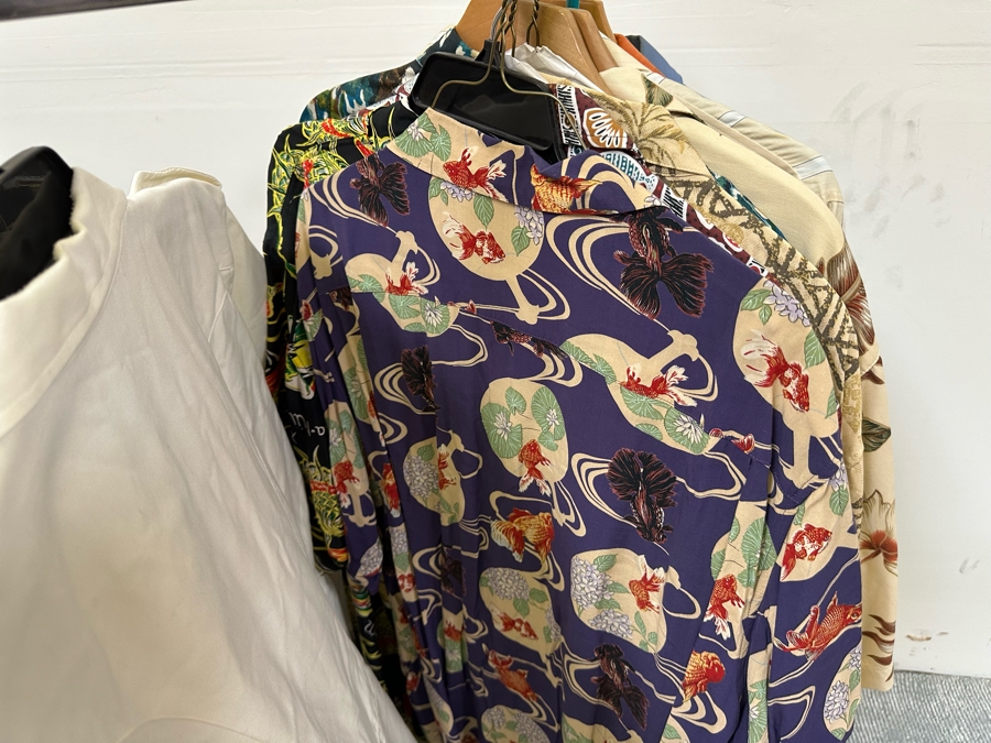 Men's Designer Clothes Lot Including Jackets, Shirts, Hawaiian Shirts And Dress Pants With Brands From Bruno Magli, Hugo Boss, Ralph Lauren - See Photos (Does Not Include Chrome Rack) [Photo 24]