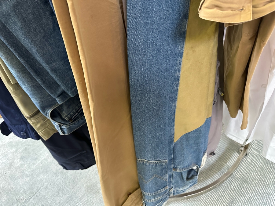 Men's Clothes Lot Including Jackets, Vests, Pants - See Photos (Does Not Include Chrome Rack) [Photo 32]