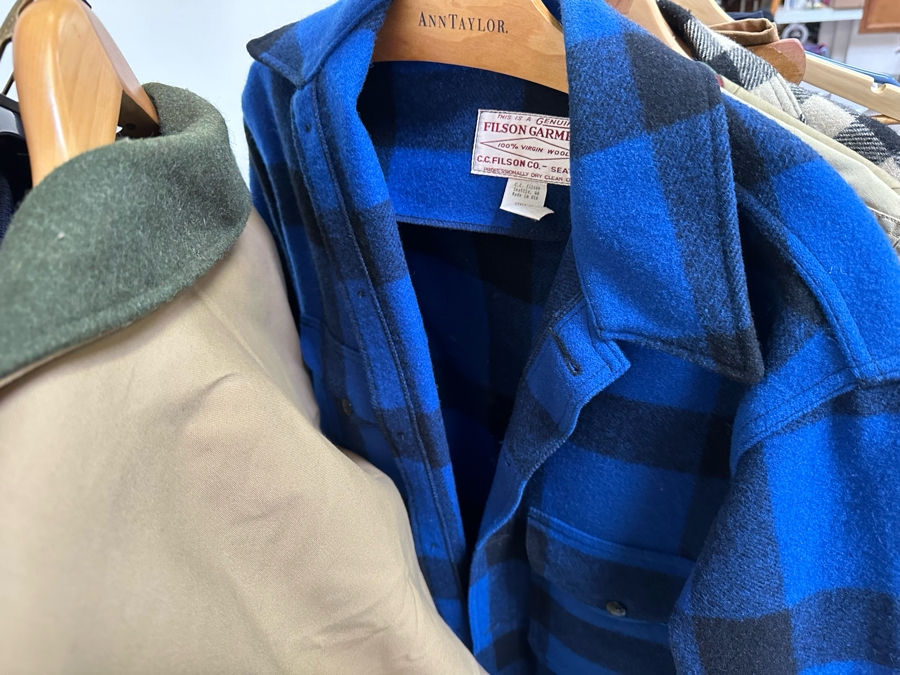 Men's Clothes Lot Including Jackets, Vests, Pants - See Photos (Does Not Include Chrome Rack) [Photo 18]