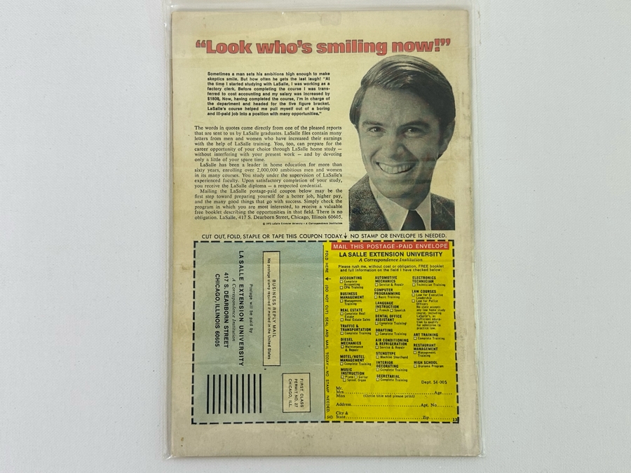 Marvel Comics Group Giant Size Avengers #1 Comic Book [Photo 6]