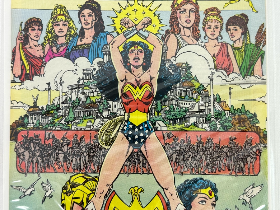 DC Comics Wonder Woman Fantastic 1st Issue Comic Book [Photo 3]