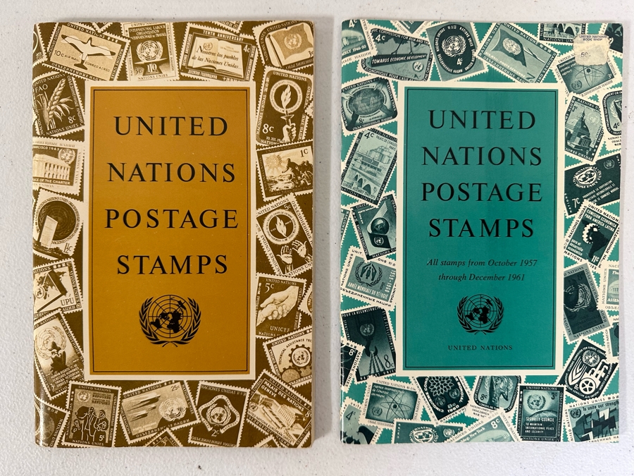 Pair Of United Nations Postage Stamps Books 1950s [Photo 1]