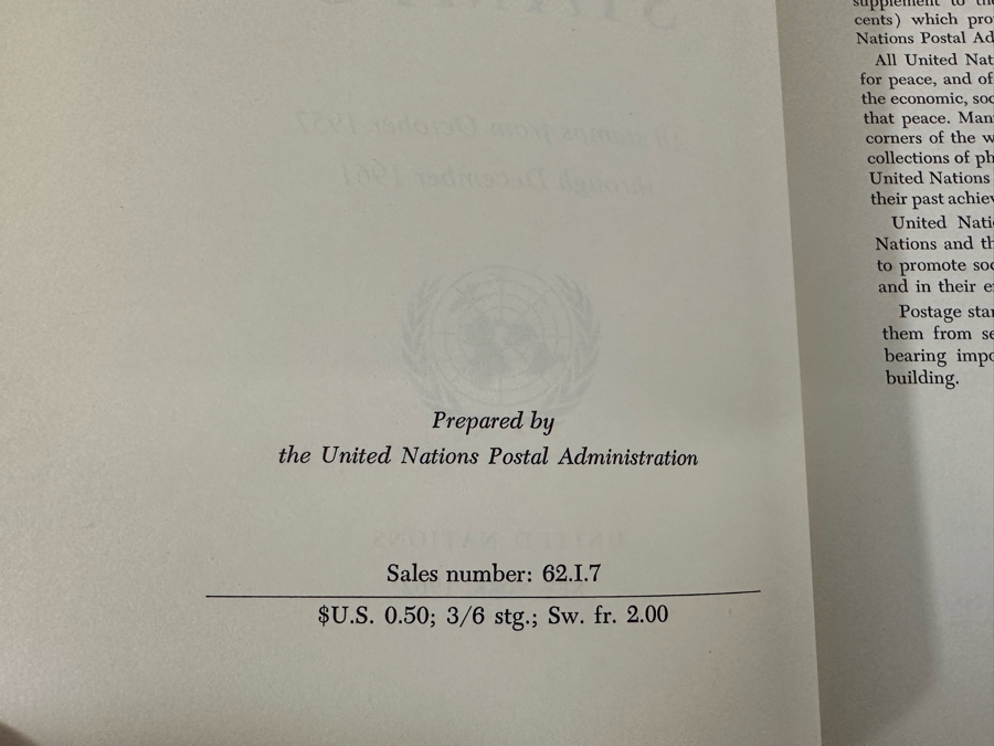 Pair Of United Nations Postage Stamps Books 1950s [Photo 4]