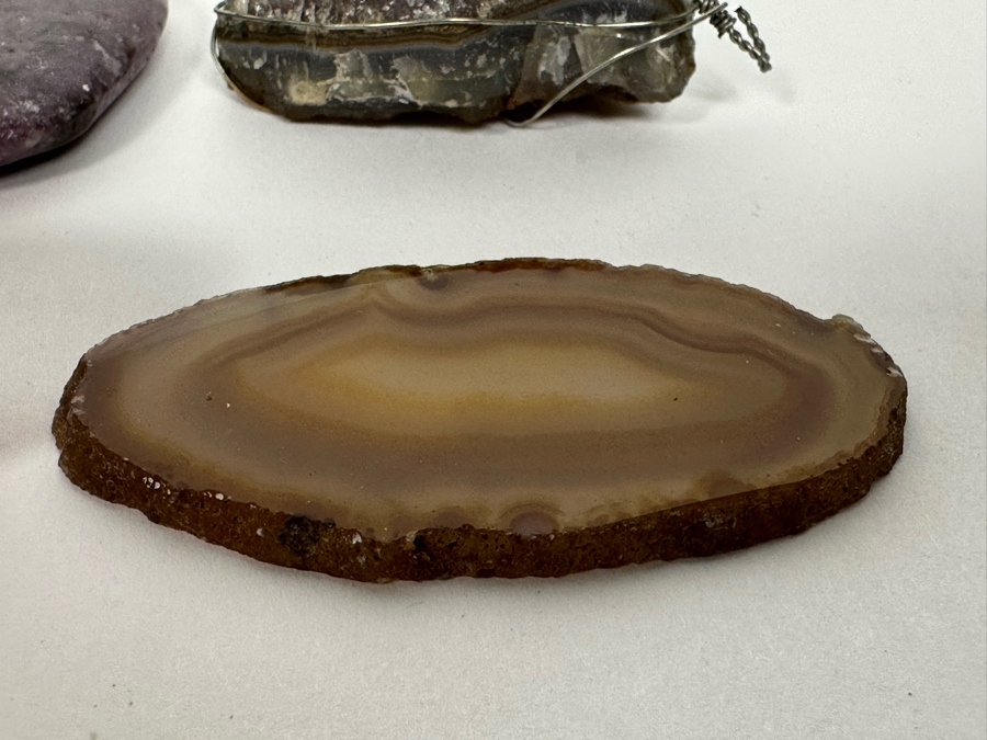 Collection Of Various Rocks (Including Amethyst Pendant And Carved Rose Quartz Rat) And Fossil - See Photos [Photo 14]