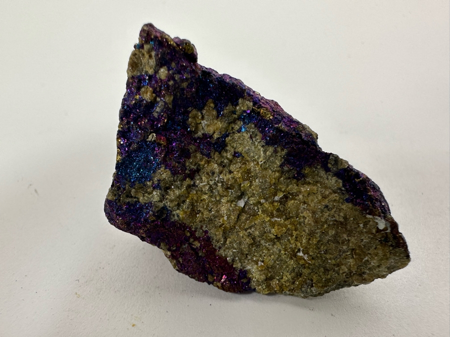 Collection Of Various Rocks (Including Amethyst Pendant And Carved Rose Quartz Rat) And Fossil - See Photos [Photo 17]