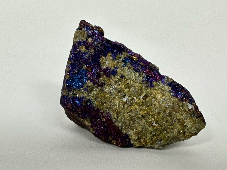 Collection Of Various Rocks (Including Amethyst Pendant And Carved Rose Quartz Rat) And Fossil - See Photos [Photo 22]