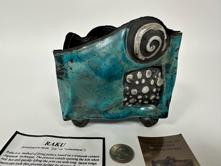 Malgosia Nowakowski Raku Art Pottery Box With Lid 5W X 4.5D X 8H [Photo 5]