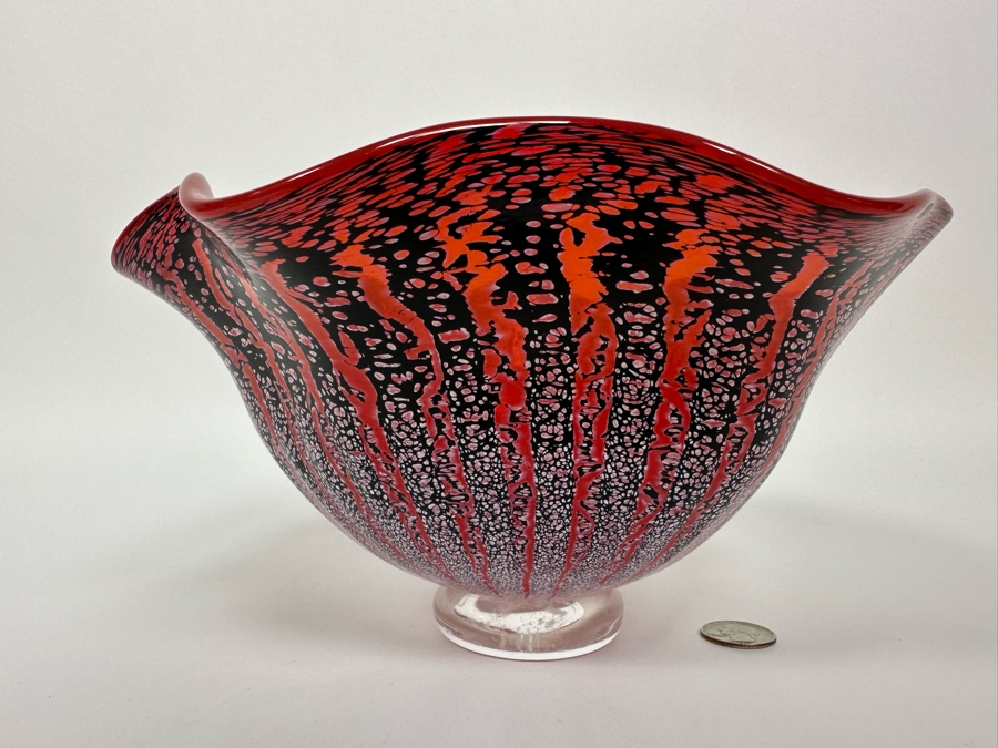 Stunning Scalloped Flared Art Glass Bowl Artist Signed Underneath 9.5W X 5H [Photo 6]
