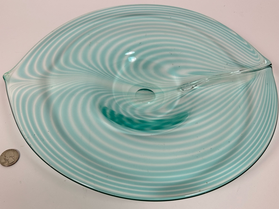 Green Leaf Design Platter Bowl Murano Style Studio Glass Unattributed 14 X 13.5 [Photo 4]