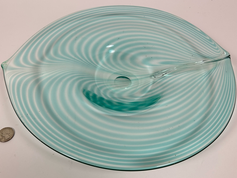Green Leaf Design Platter Bowl Murano Style Studio Glass Unattributed 14 X 13.5 [Photo 5]
