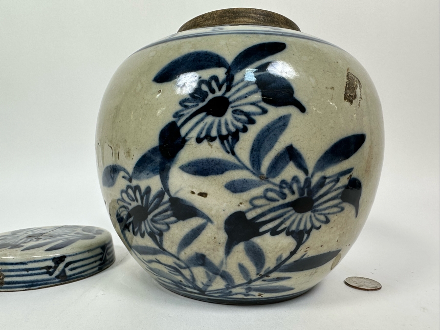Antique Blue & White Chinese Porcelain Jar With Lid Circa 1880 Lid Has A Crack And Has An Antique Repair Done 7.5W X 8H [Photo 12]