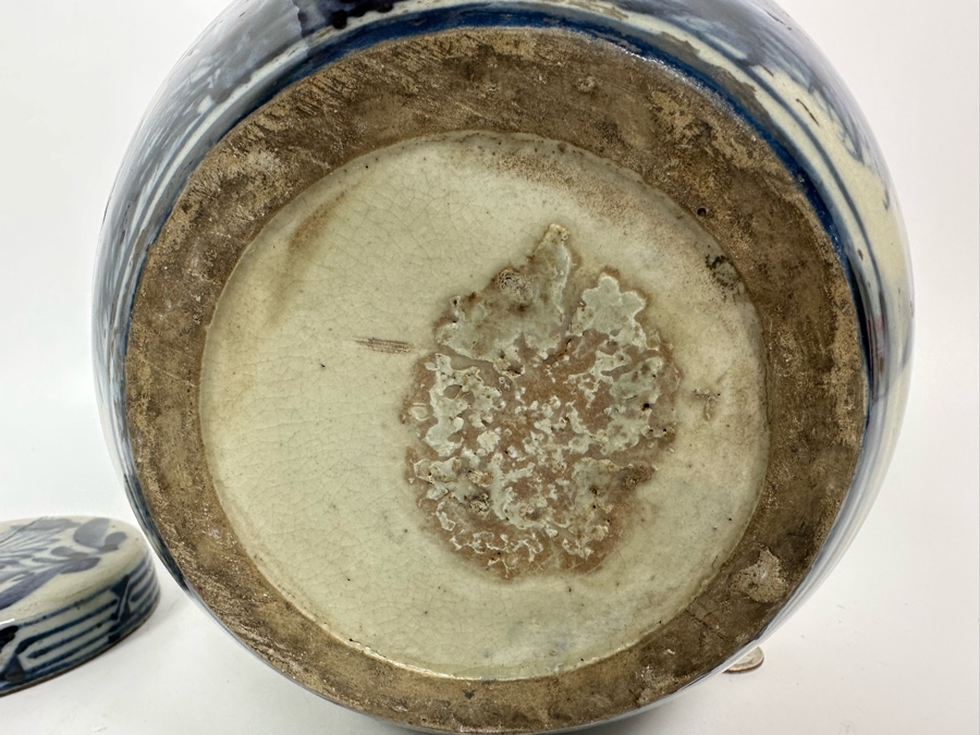Antique Blue & White Chinese Porcelain Jar With Lid Circa 1880 Lid Has A Crack And Has An Antique Repair Done 7.5W X 8H [Photo 16]