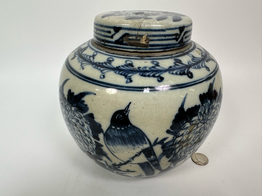 Antique Blue & White Chinese Porcelain Jar With Lid Circa 1880 Lid Has A Crack And Has An Antique Repair Done 7.5W X 8H [Photo 4]
