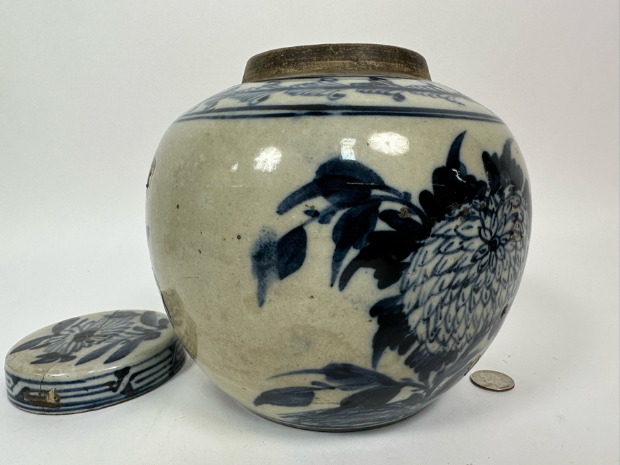 Antique Blue & White Chinese Porcelain Jar With Lid Circa 1880 Lid Has A Crack And Has An Antique Repair Done 7.5W X 8H [Photo 13]