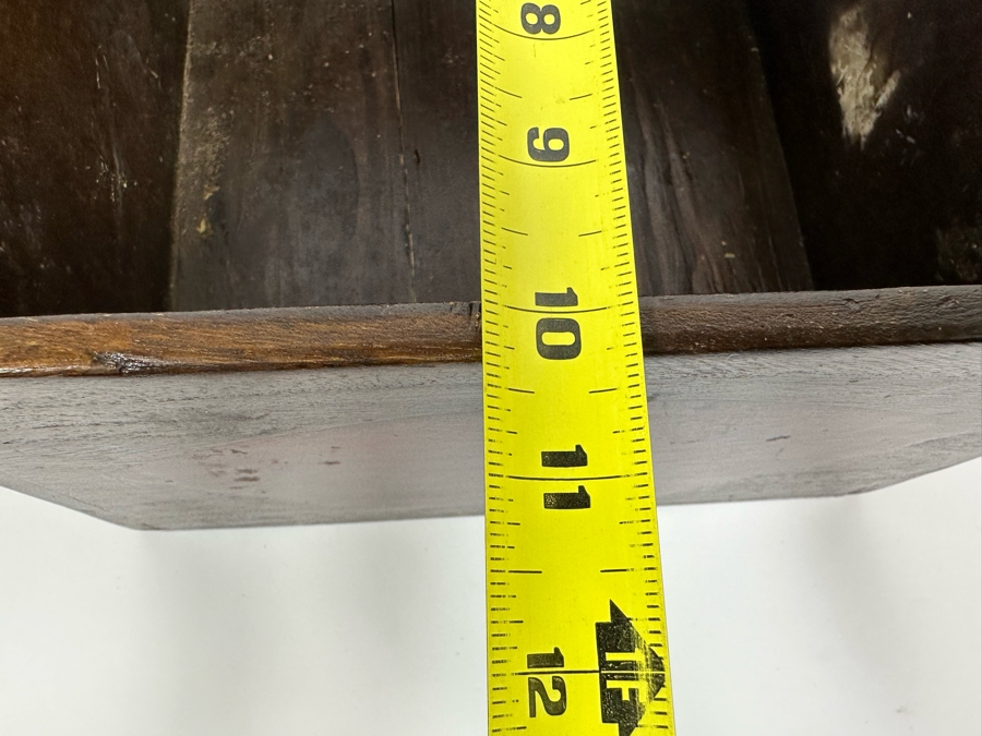 Old Hand Painted Chinese Box 10W X 10D X 6H [Photo 14]