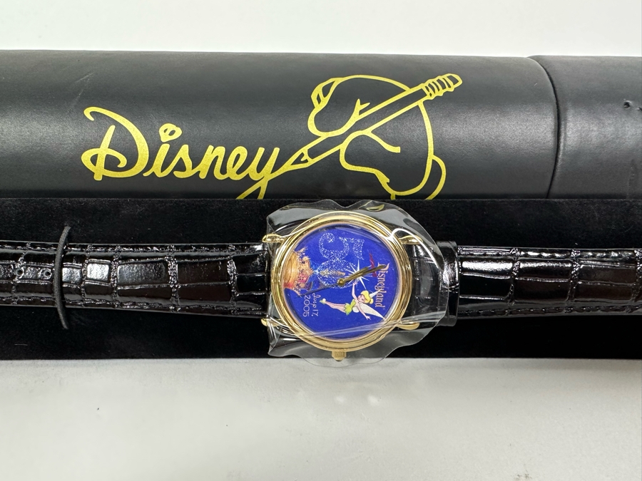New Disneyland Watch Celebrating The 50th Year Anniversary With Box [Photo 4]