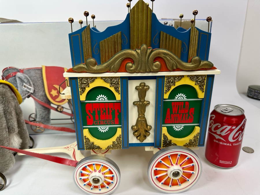 Steiff Golden Age Of The Circus Animals Genuine Mohair Limited Edition 5,000 Elephant & Circus Wagon Musical Calliope Set 0100/86 With Box [Photo 7]
