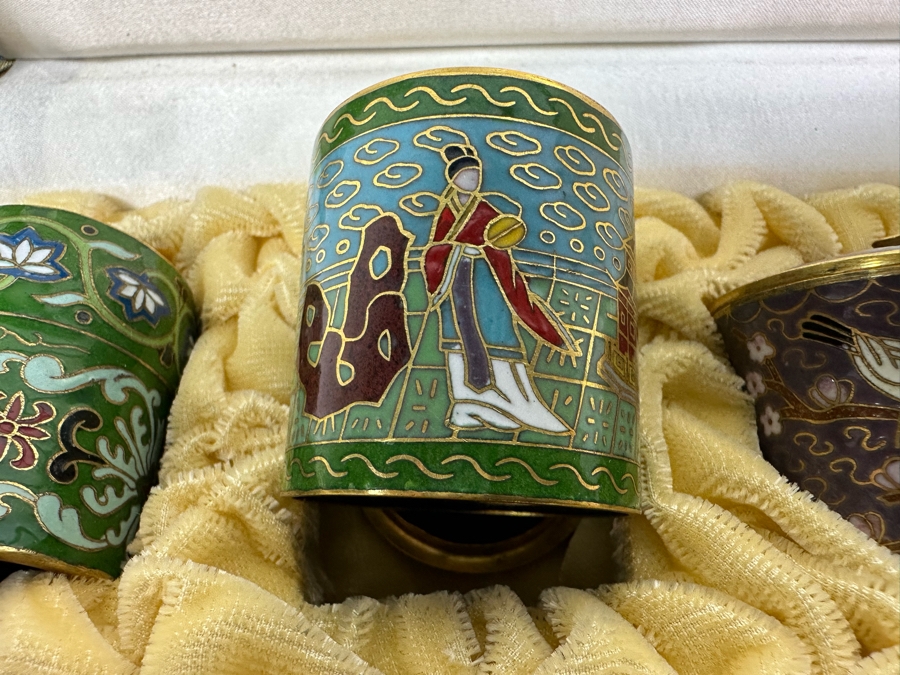 Collection Of Chinese Miniature Lidded Cloisonne Jars With Box [Photo 5]