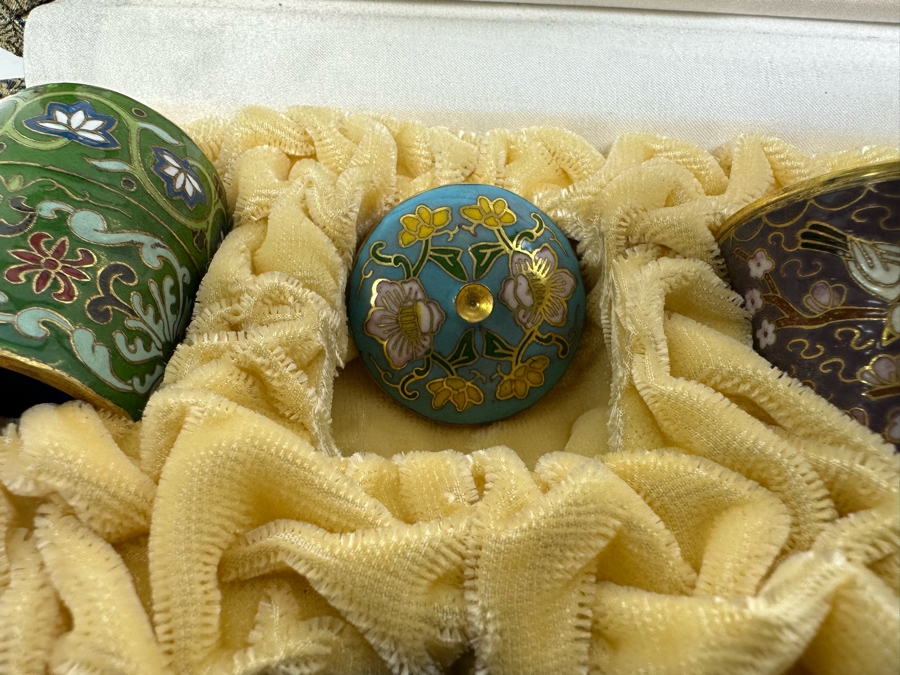 Collection Of Chinese Miniature Lidded Cloisonne Jars With Box [Photo 6]