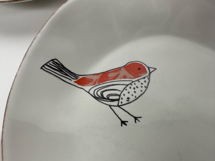 (5) 8' Bird Motif Crate & Barrel Plates Made In Portugal [Photo 4]