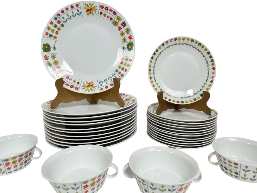 Emilio Pucci Baumann Design Rosenthal Germany Studio-Linie Berlin Set Of Six Cups And Saucers (12) 10.5' Dinner Plate, (13) 7 5/8' Salad Plates And (4) Double Handled Cups - Replacements Value Over $850