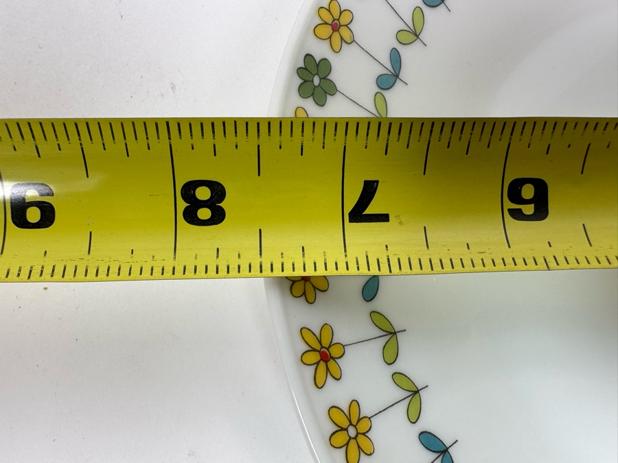 Emilio Pucci Baumann Design Rosenthal Germany Studio-Linie Berlin Set Of Six Cups And Saucers (12) 10.5' Dinner Plate, (13) 7 5/8' Salad Plates And (4) Double Handled Cups - Replacements Value Over $850 [Photo 9]