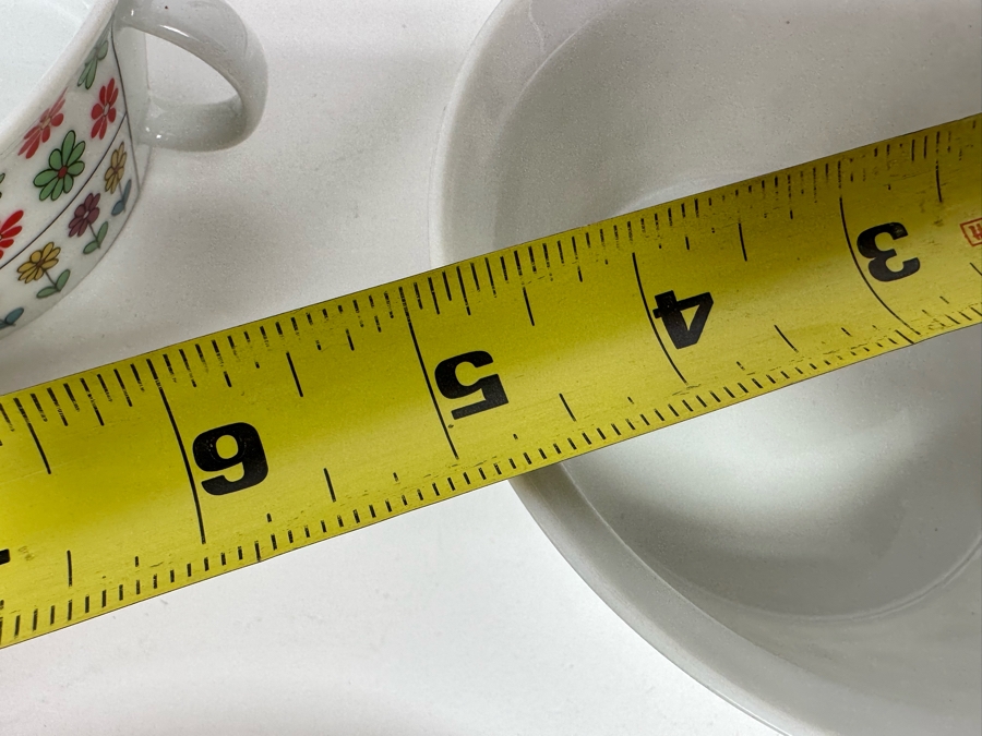 Emilio Pucci Baumann Design Rosenthal Germany Studio-Linie Berlin Set Of Six Cups And Saucers (12) 10.5' Dinner Plate, (13) 7 5/8' Salad Plates And (4) Double Handled Cups - Replacements Value Over $850 [Photo 10]