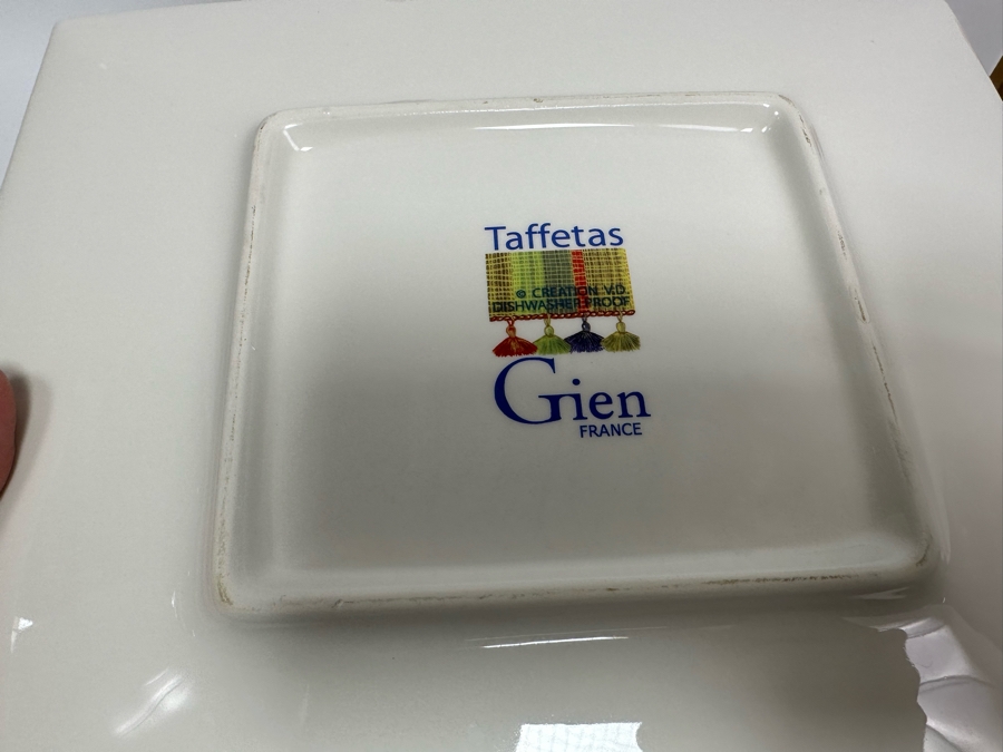 Taffetas Gien France (5) Rectangular Platter Plates 11.5 X 10.5 And (11) Square Bowls 6.5 X 6.5 Estimate $500 [Photo 7]