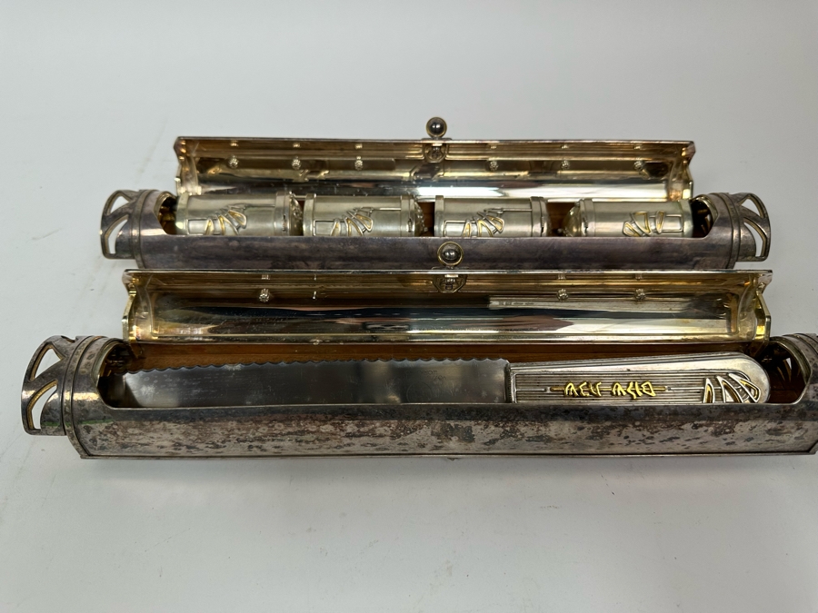 Swed Masters Workshop Victorinox Signed Carving Knife With Signed Presentation Case And Four Signed Swed Masters Workshop Salt Shakers With Signed Presentation Case By Yossi Swed, Jerusalem [Photo 26]